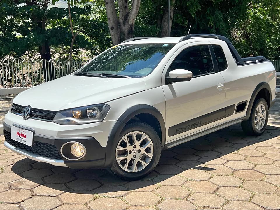 VOLKSWAGEN • Saveiro 2014 • R$67.900 • 1,1 mil km