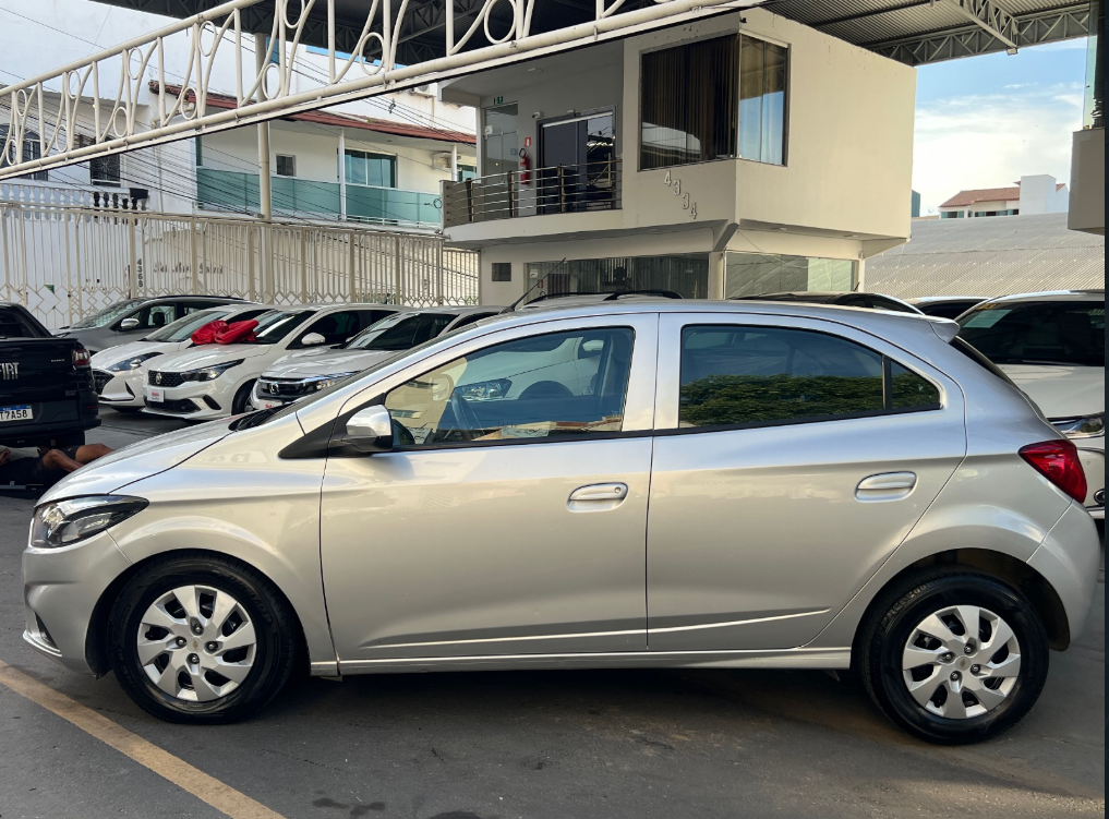 CHEVROLET • Onix 1.0 Joy 2020 • R$55.900
