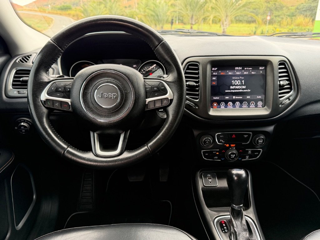 JEEP COMPASS LONGITUDE 2.0 4x2 Flex 16V Aut.