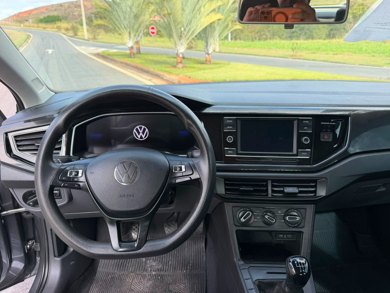 VW - VOLKSWAGEN VIRTUS TSI 1.0 Flex 12V 4p Mec.