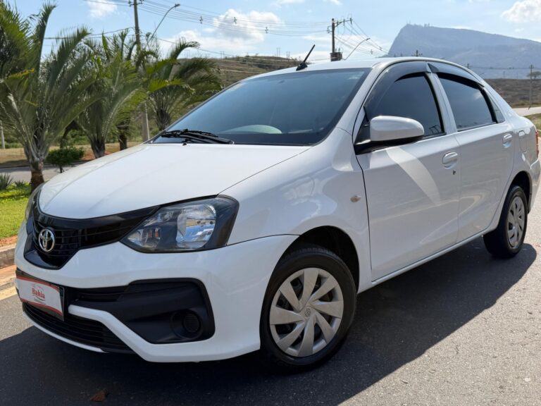 Toyota Etios Sedan X 1.5