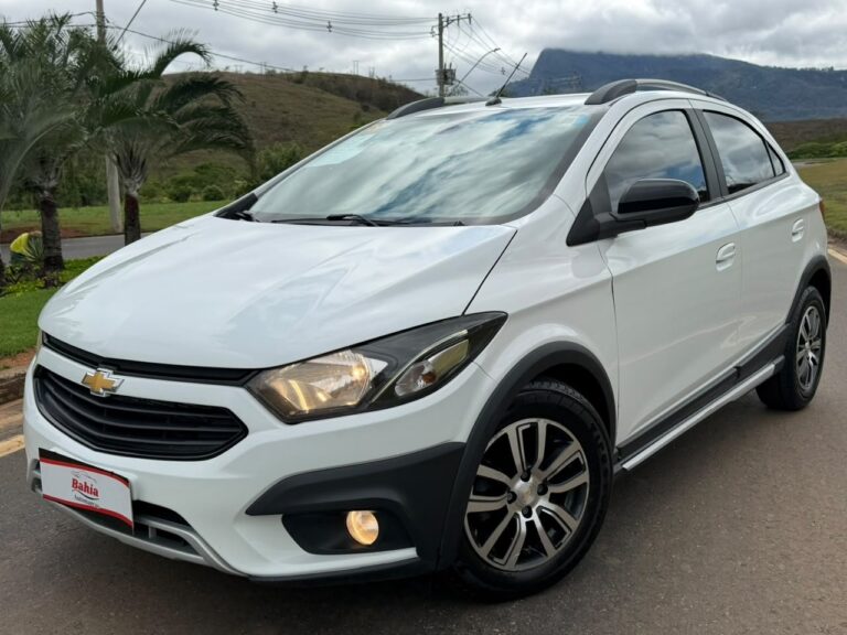 GM CHEVROLET Onix Active 1.4 Automático