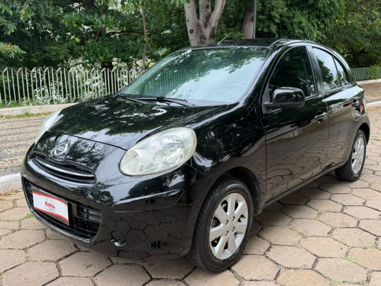 Nissan MARCH SV 1.6 Flex Fuel